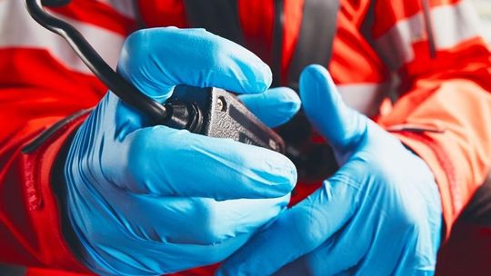 27-latek z Krosna zaatakował ratownika i policjanta 27-latek z Krosna zaatakował ratownika i policjanta