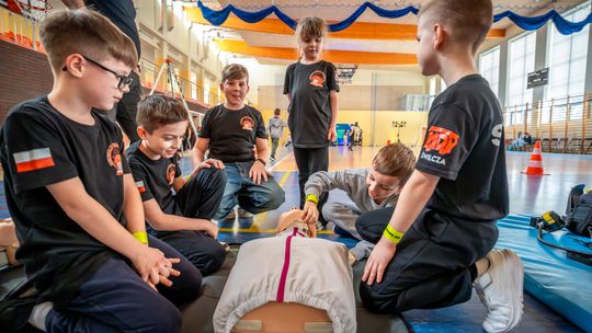 Edukacja i zabawa pod jednym dachem. OSP Świlcza zainaugurowała bezpieczne ferie [ZDJĘCIA]