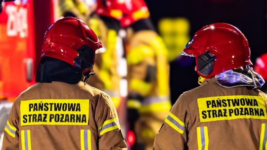 Groźny incydent na autostradzie A4! W nocy płonęła cysterna z etanolem. Są utrudnienia