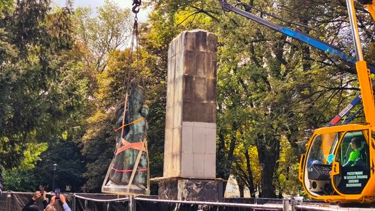 Koniec komunistycznego symbolu w centrum Rzeszowa. Ambasada Rosji żąda wstrzymania prac