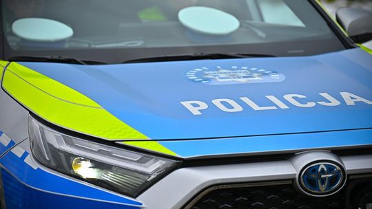 Nastolatkowie i ekspedientka w akcji. Odważna reakcja świadków powstrzymała pijanego kierowcę