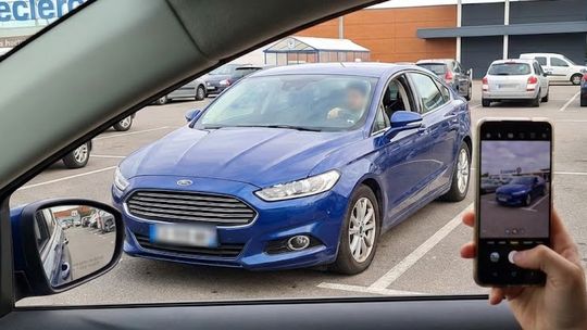 Niebywały skandal! Gorszące sceny na parkingu pod Leclerkiem Niebywały skandal! Gorszące sceny na parkingu pod Leclerkiem