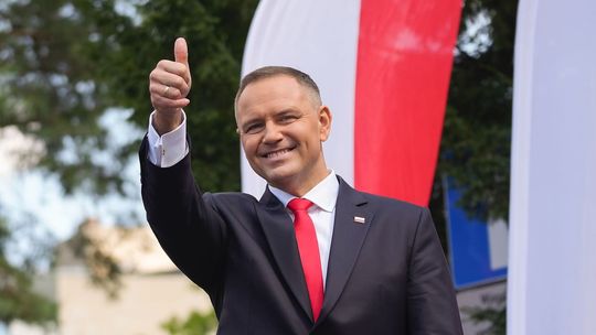 Prezydent Karol Nawrocki w Kolbuszowej. Czy zapowie ustawę, która odciąży miliony Polaków?