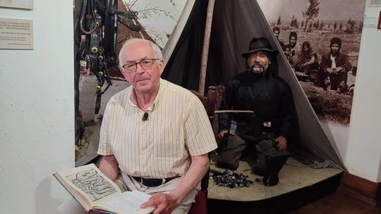 Prof. Kazimierz Ożóg - językoznawca z Sokołowa Małopolskiego świętuje urodziny