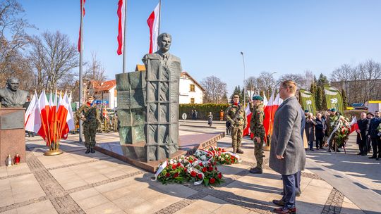 Rzeszów oddał hołd Żołnierzom Wyklętym. Msza, Apel Pamięci i chwile zadumy [ZDJĘCIA]