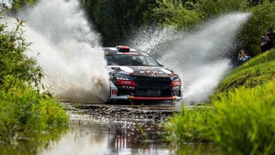 Rzeźnik podbił Rzeszów! 19-latek wygrywa Rajd Rzeszowski