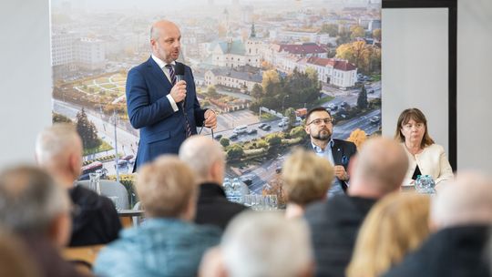 Spotkania prezydenta z mieszkańcami osiedli Kmity i Staroniwa – dialog o przyszłości miasta