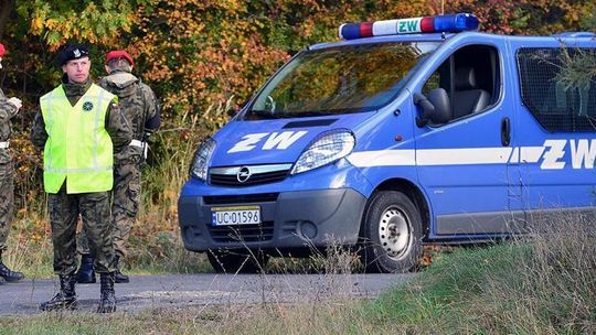 To już kolejne zdarzenie dzisiaj. Wojskowy dron spadł w Wydrzy [AKTUALIZACJA]