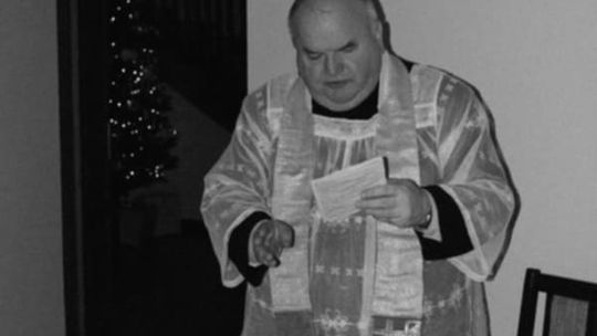 Tragiczny finał wypadku na Podkarpaciu. Nie żyje ksiądz Józef Kasperkiewicz