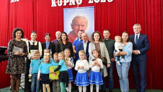 XX Gminny Festiwal Papieski w Szkole Podstawowej w Kupnie [ZDJĘCIA]