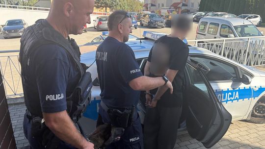 Znęcali się nad 49-latkiem i nagrali wszystko telefonem. 17- i 18-latek trafili do aresztu