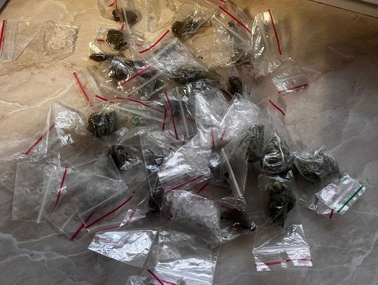 19-latek  zatrzymany za posiadanie narkotyków. Prokurator zastosował dozór policyjny