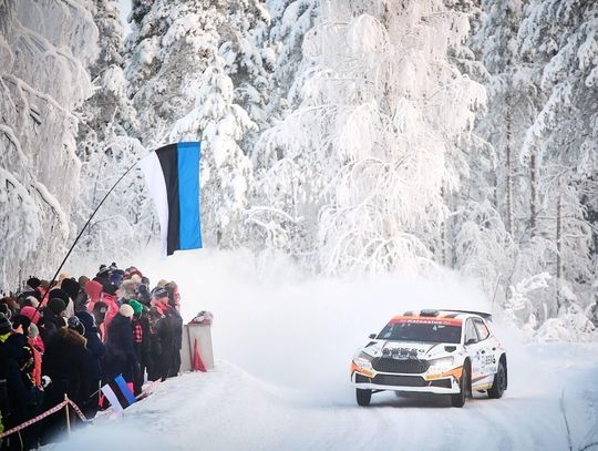 19-letni rzeszowski kierowca Adrian Rzeźnik w czołowej dziesiątce Rajdu Arktycznego