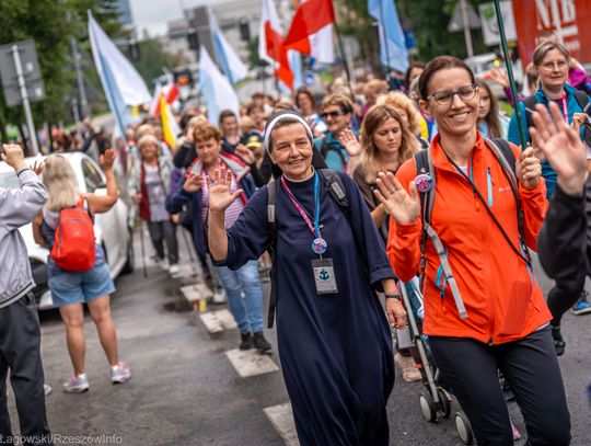 48. Rzeszowska Piesza Pielgrzymka. Wierni wyruszyli na Jasną Górę [ZDJĘCIA]