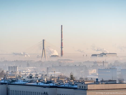Alert RCB! Ostrzeżenie przed smogiem w czwartek w Rzeszowie i powiecie rzeszowskim