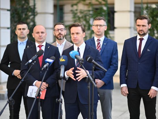 „Alerty RCB stały się kabaretem?”. Krzysztof Bosak ostro o systemie alarmowania