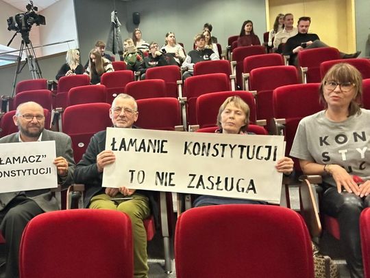 Andrzej Duda "Zasłużony dla Województwa Podkarpackiego". Nie pomógł sprzeciw opozycji