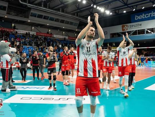 Asseco Resovia Rzeszów wygrywa po raz 11 w sezonie. Ograli PGE Stal Nysę.