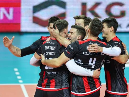 Asseco Resovia Rzeszów wygrywa w klasyku ze Skrą Bełchatów