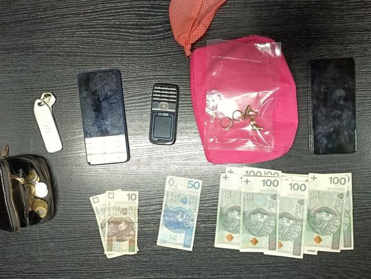 Bezczelne oszustwo „na wnuczka” w Rzeszowie. 18-latka z Czech z 3-miesięcznym aresztem