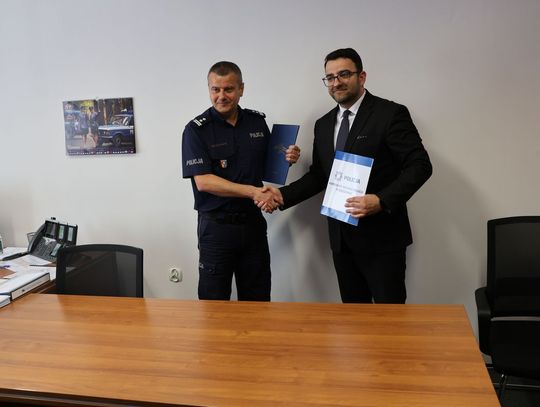 Bezpieczniej na drogach powiatu. Rzeszowska policja i starostwo łączą siły
