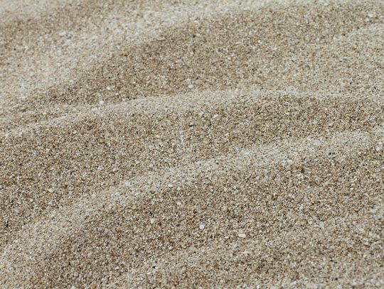 Big bag – praktyczne rozwiązanie do transportu i magazynowania materiałów