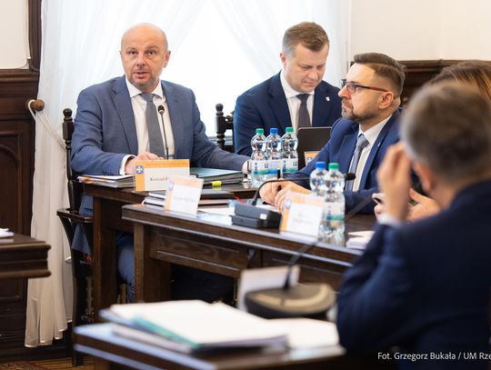 Burzliwa sesja Rady Miasta Rzeszowa. Przyjęto kluczowy dokument