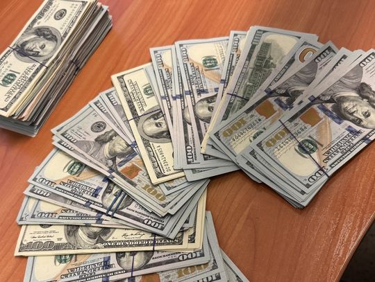 Chciała wywieść z Ukrainy 40 tysięcy dolarów. Wpadła na granicy