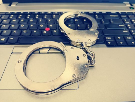 Cyberoszuści zaatakowali w Rzeszowie. Trzy osoby straciły łącznie blisko pół miliona złotych! Cyberoszuści zaatakowali w Rzeszowie. Trzy osoby straciły łącznie blisko pół miliona złotych!