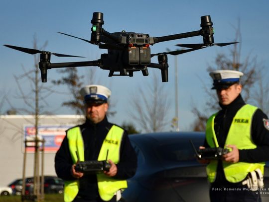 "Czerwone Światło - STOP": Policja z Rzeszowa wykorzystała drona do walki z łamaniem przepisów