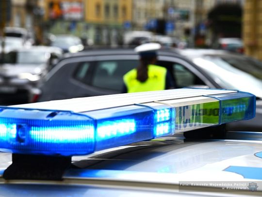 Dostał tylko pouczenie, a i tak chciał "podziękować" policjantom. 50-latek z aktem oskarżenia za 200 zł Dostał tylko pouczenie, a i tak chciał "podziękować" policjantom. 50-latek z aktem oskarżenia za 200 zł