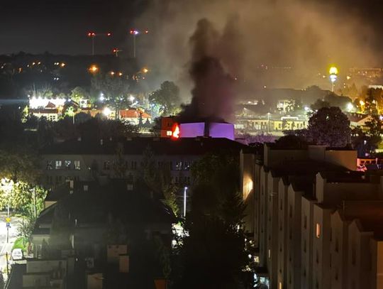 Dramatyczny pożar w Rzeszowie. Cztery osoby w szpitalu po nocnym koszmarze