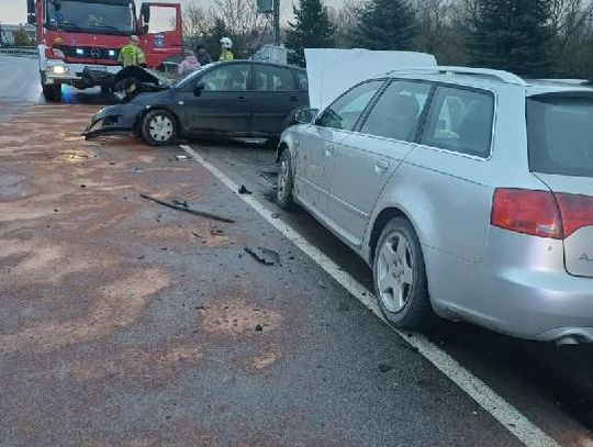 Dwie osoby trafiły do szpitala - kierująca nie ustąpiła pierwszeństwa