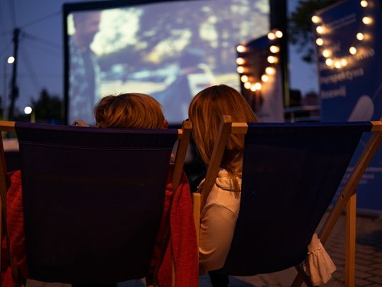 Dziś letnie kino plenerowe na Załężu. "Jeden na milion" na dużym ekranie