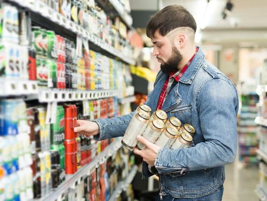 Efekt alkotubek. Koniec z promocjami na wielosztuki