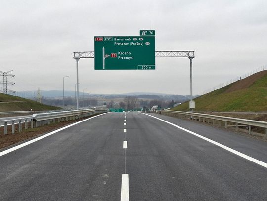 Ekspresowo w stronę granicy ze Słowacją. Ponad 20 km nowej S19 otwarte dla kierowców!