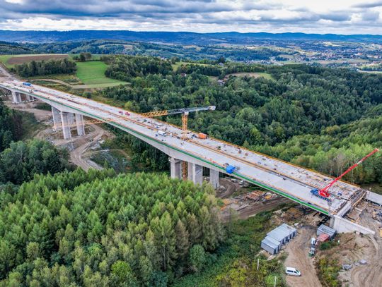 Gigantyczna estakada na S19 coraz bliżej gotowości. Wykorzystano ponad 22 tys. m³ betonu