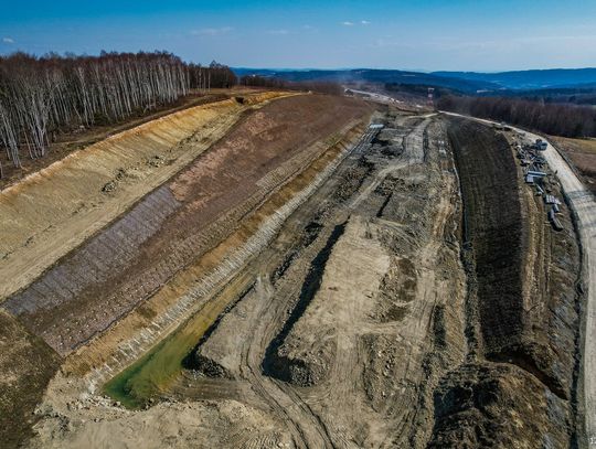 Gigantyczna skala budowy S19 Babica–Jawornik. Miliony metrów sześciennych ziemi i setki tysięcy kursów ciężarówek