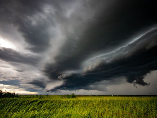 Groźne burze nadchodzą nad Podkarpacie! Alerty drugiego stopnia dla całego województwa
