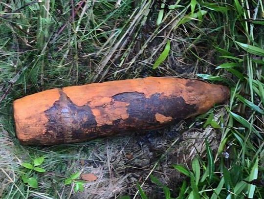 Groźne znalezisko podczas prac ziemnych. Pocisk z czasów II wojny światowej