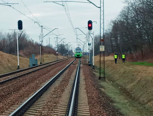 Jarosław. Kobieta rzuciła się pod pociąg. Jest to kolejna ofiara w przeciągu ostatnich 3 dni