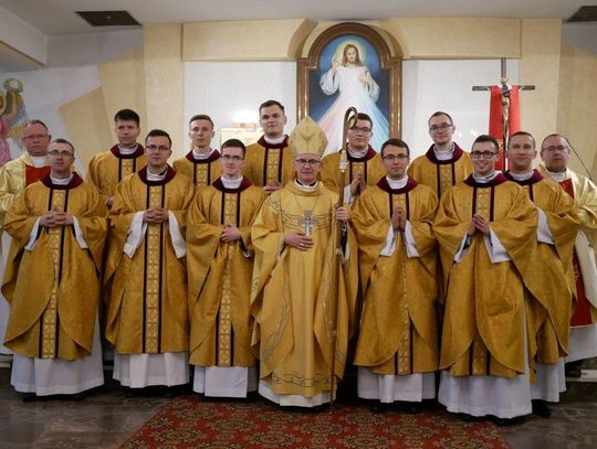 Jedenastu nowych księży w diecezji rzeszowskiej (fotorelacja)