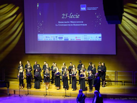 Jubileusz 25-lecia kierunków medycznych w Collegium Medicum Uniwersytetu Rzeszowskiego [FOTO]