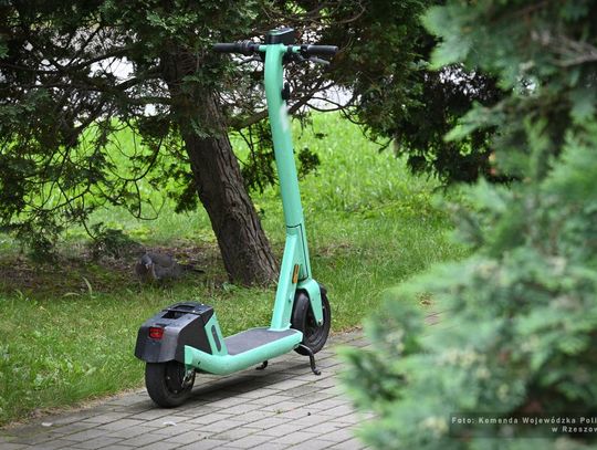 Kask to nie wstyd, to polisa na życie. 15-latek na hulajnodze potrącony przez Mercedesa