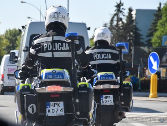 Kierowca luksusowego McLarena złapany dwukrotnie, ignorując zakaz jazdy i brak tablic rejestracyjnych