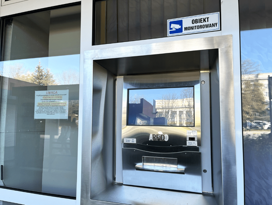 Książki oddasz o każdej porze: WiMBP w Rzeszowie inwestuje w nowoczesną wrzutnię