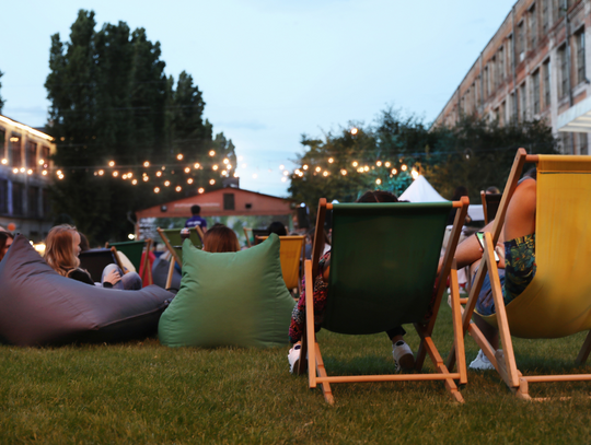 Letnie Noce Filmowe w Rzeszowie. Kino pod gwiazdami powraca na Rynek!