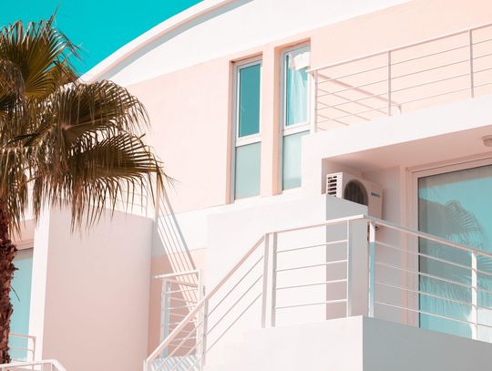 Marbella mieszkania na sprzedaż - dlaczego części wspólne są przedłużeniem apartamentu?