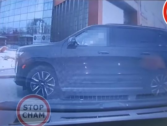 Menedżer żużlowej Stali Rzeszów bohaterem nagrania „Stop Cham”. Nagrał go kierowca Bolta [WIDEO]