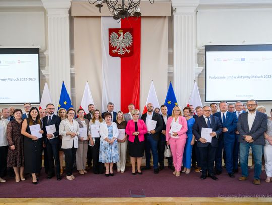 Miliony na wsparcie rodzin i osób starszych. Rządowe programy w Podkarpaciu